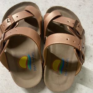 Maui Island Size 6 Toddler Girl Sandals Rose Gold Shoes